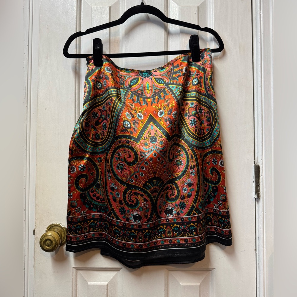Vibrant Paisley Silk Wrap Skirt - Picture 2 of 3